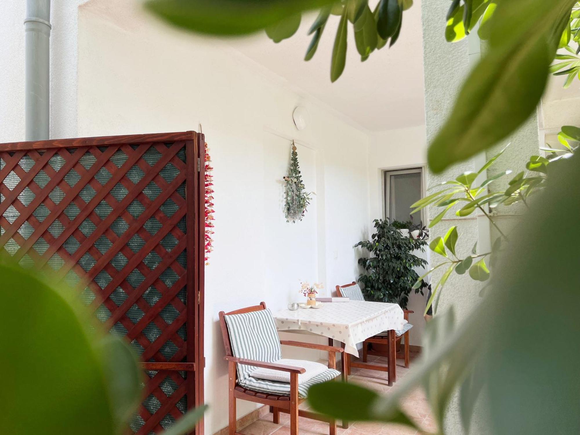 Room Tai - Spacious And Comfy With Private Terrace Hvar Town Exteriör bild